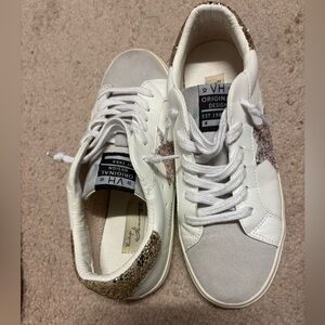 Cora Glitter Star Sneaker